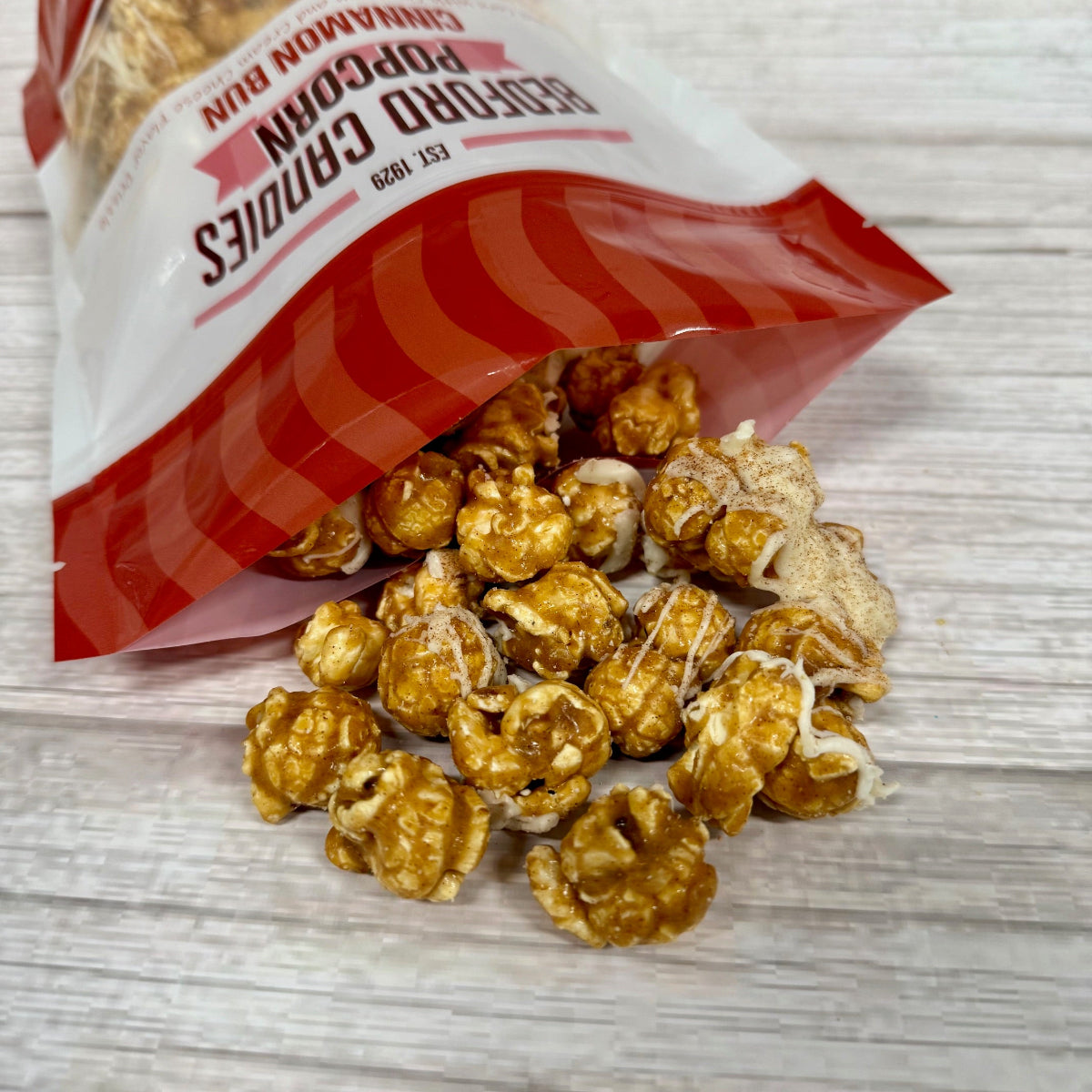 Cinnamon Bun Gourmet Popcorn – Sweet, Savory & Irresistible Snack